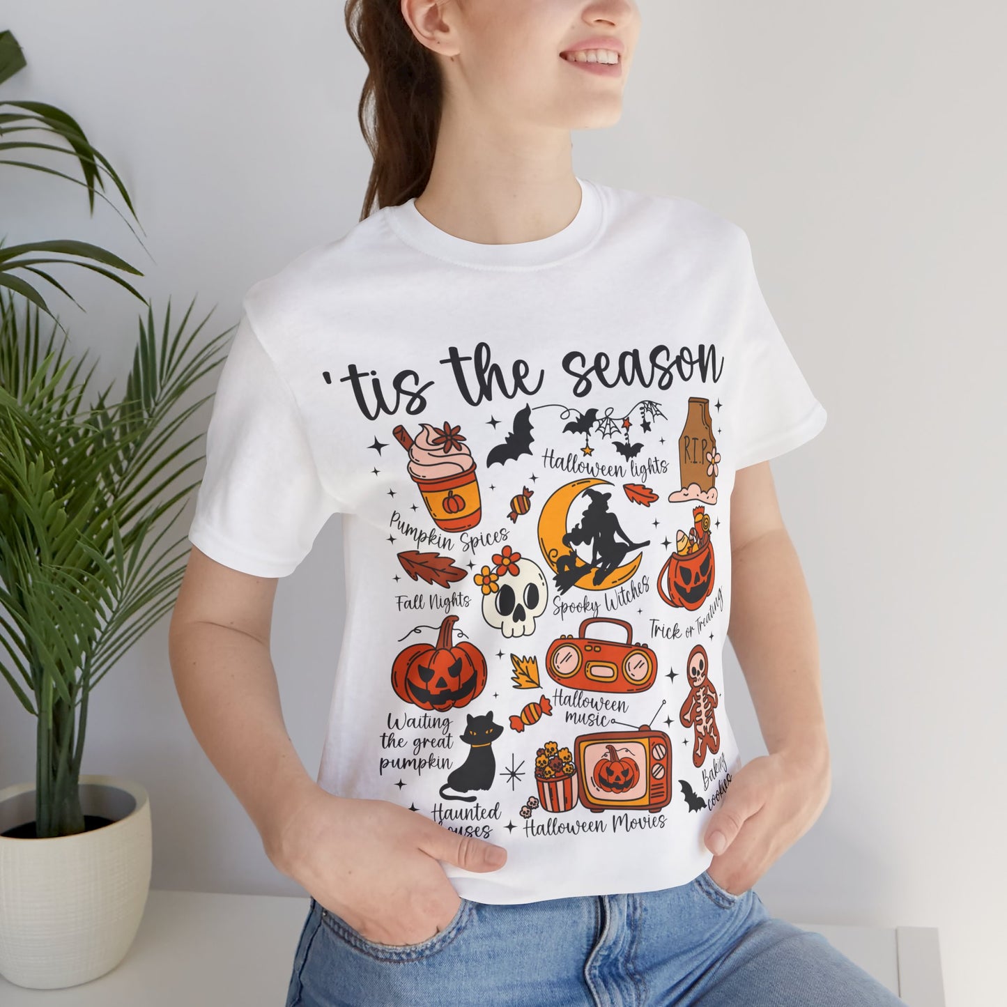 Tis The Season Autumn-Themed Tee