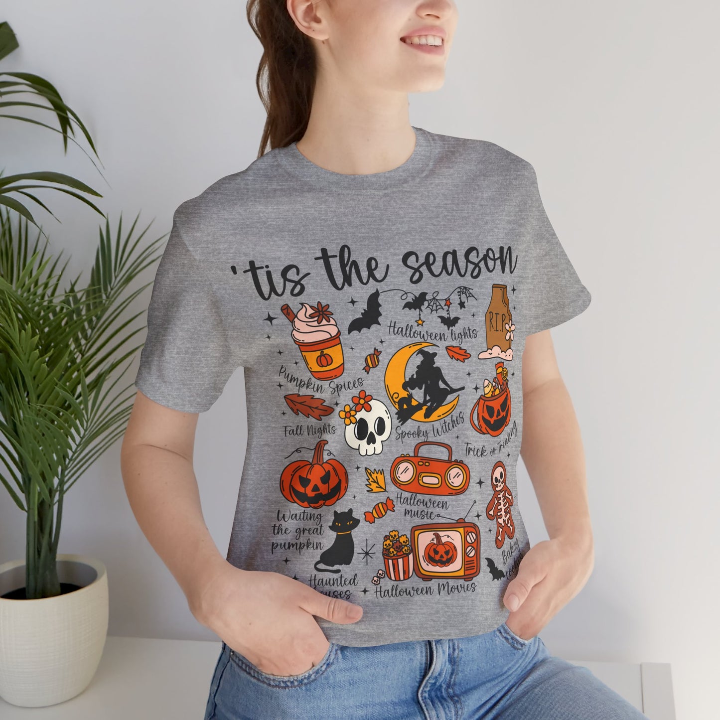 Tis The Season Autumn-Themed Tee